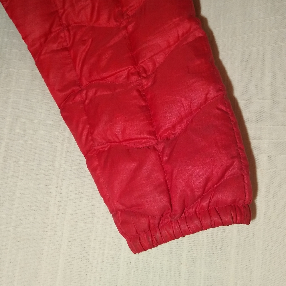 Large Marmot red puffer jacket ❤️🦦 - Picture 5 of 13